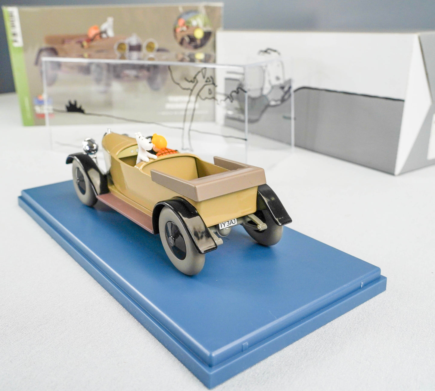 VOITURE TINTIN 1/24 29931 Mercedes 15/70: Land of Soviets Hachette Model car #31<br>