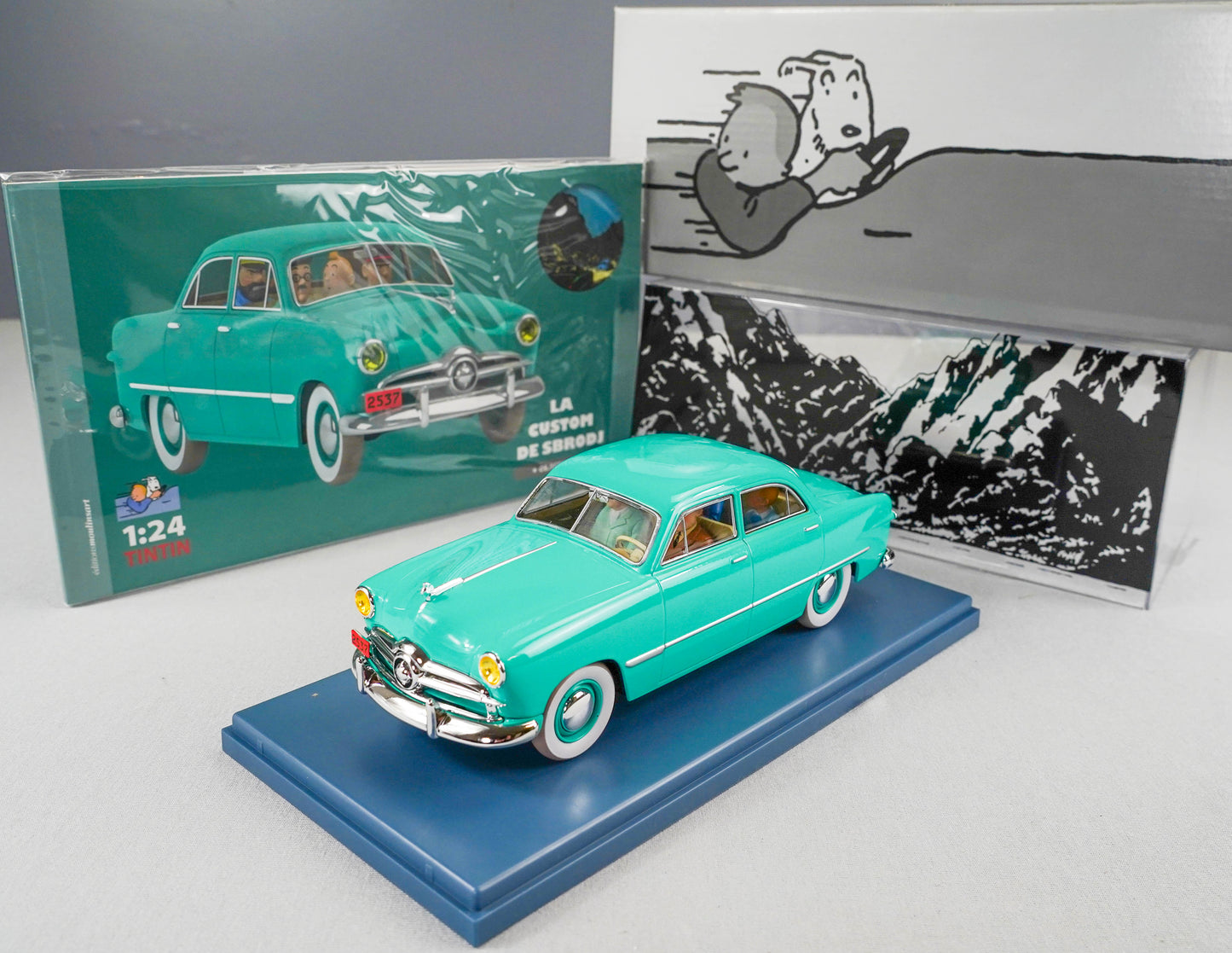 VOITURE TINTIN 1/24 29940 Ford Custom: Destination Moon Hachette Model Car #40
