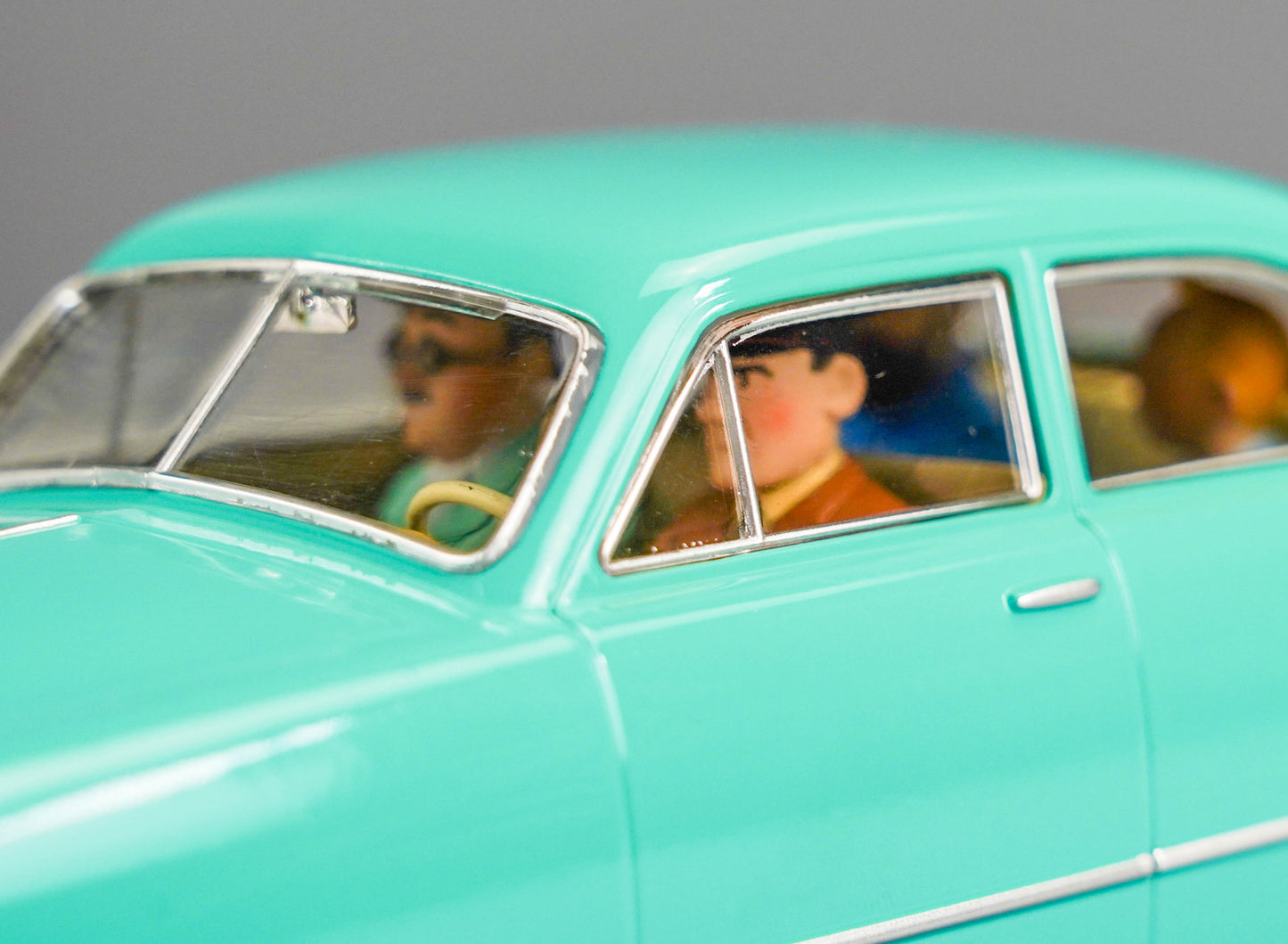 VOITURE TINTIN 1/24 29940 Ford Custom: Destination Moon Hachette Model Car #40