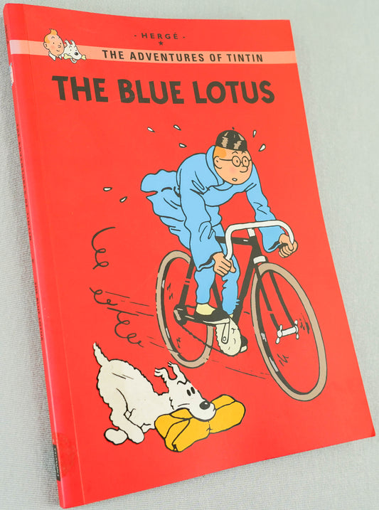 The Blue Lotus - Tintin Young Readers Book UK 2013 Egmont Paperback Editions