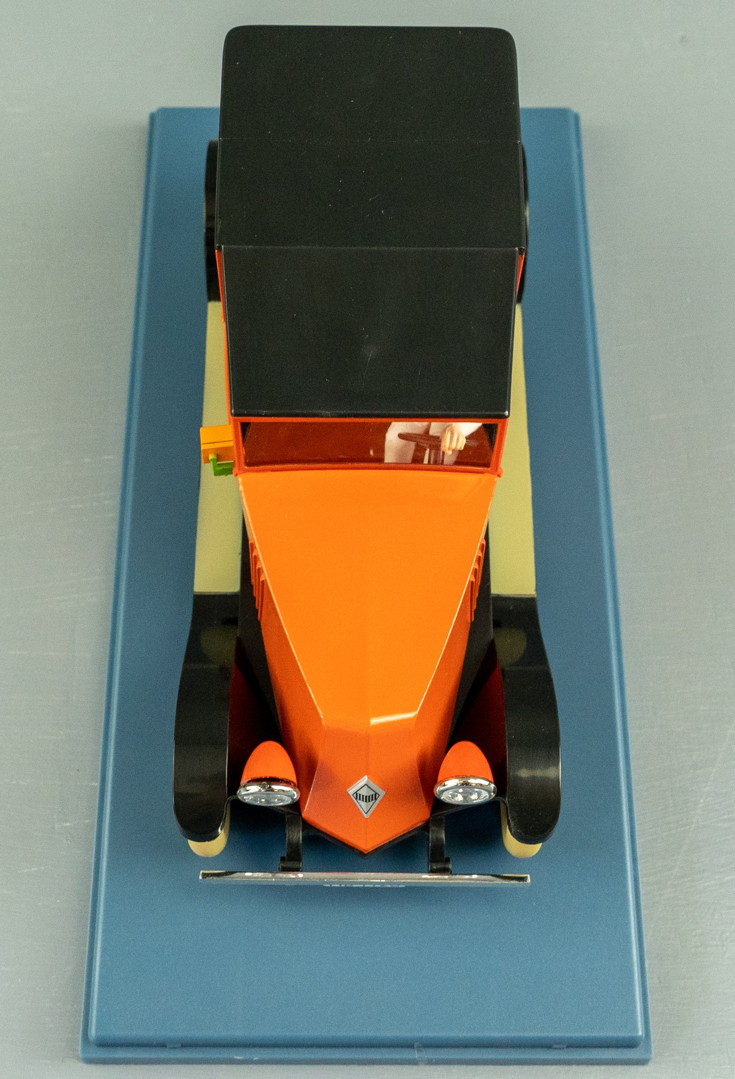 VOITURE TINTIN 1/24 29925 Renault NN - Golden Claws Hachette Model Car 25