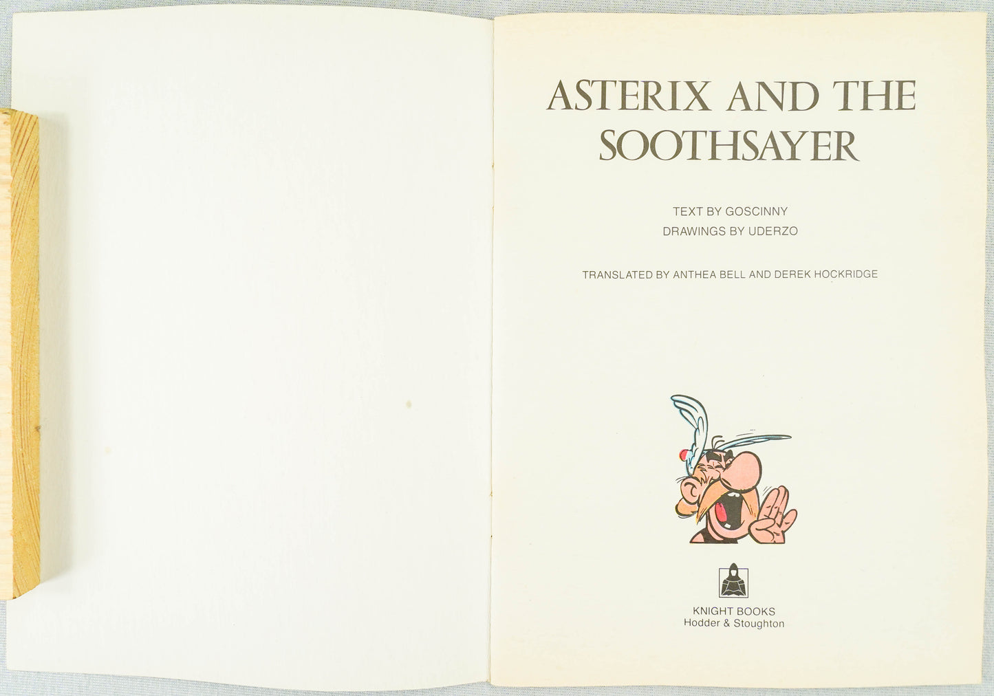 Asterix The Soothsayer Vintage Mini A5 Asterix Book UK Paperback Edition Uderzo