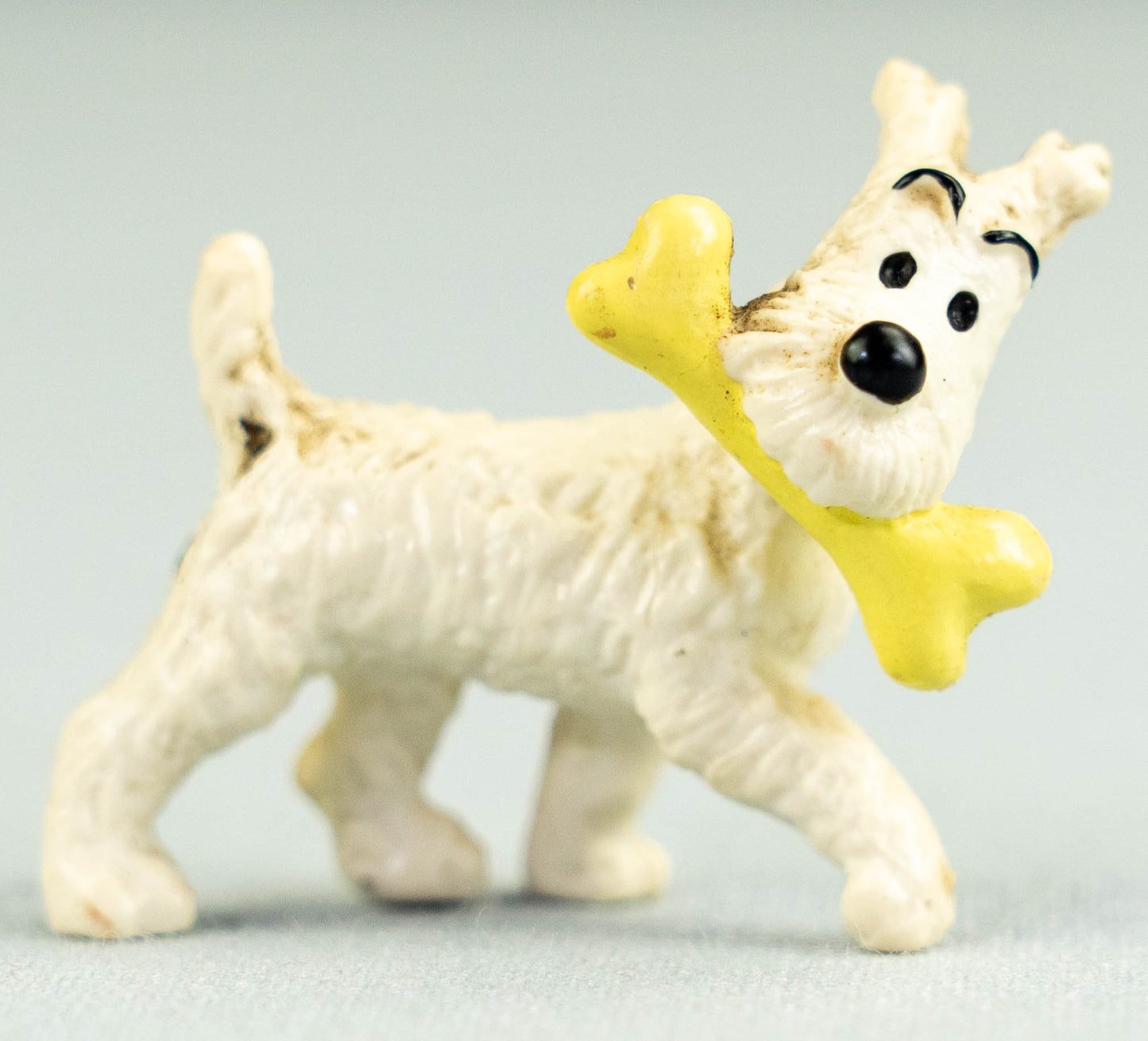 Snowy & Bone: Vintage 1990s 3.5cm Figure from the Bully Collection