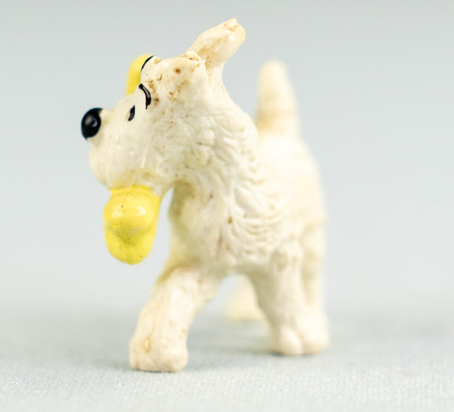 Snowy & Bone: Vintage 1990s 3.5cm Figure from the Bully Collection