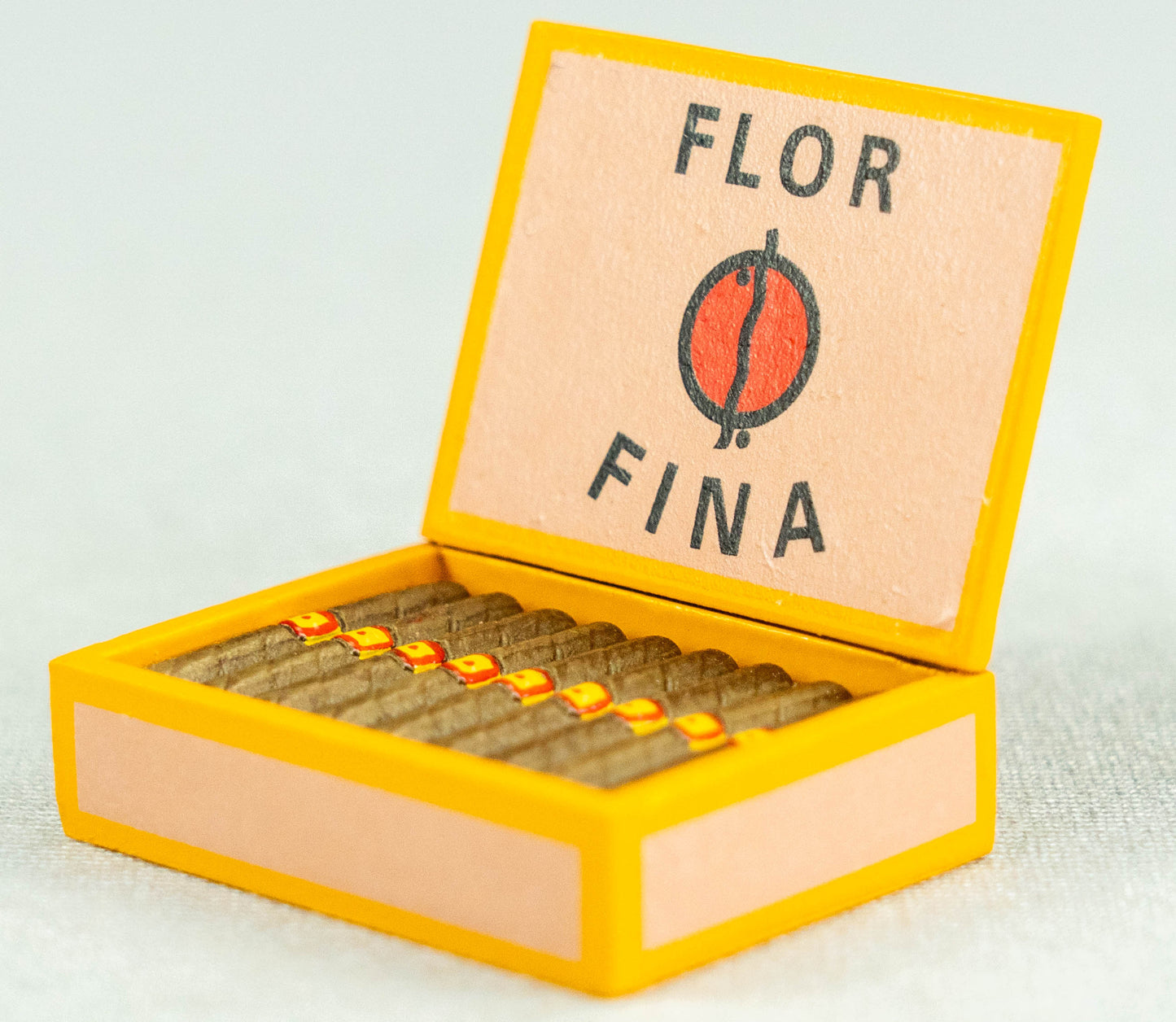 Pixi Statuette 5603 Box of Cigars Rare Metal Model 1994 L'Objet Mythe Tintin