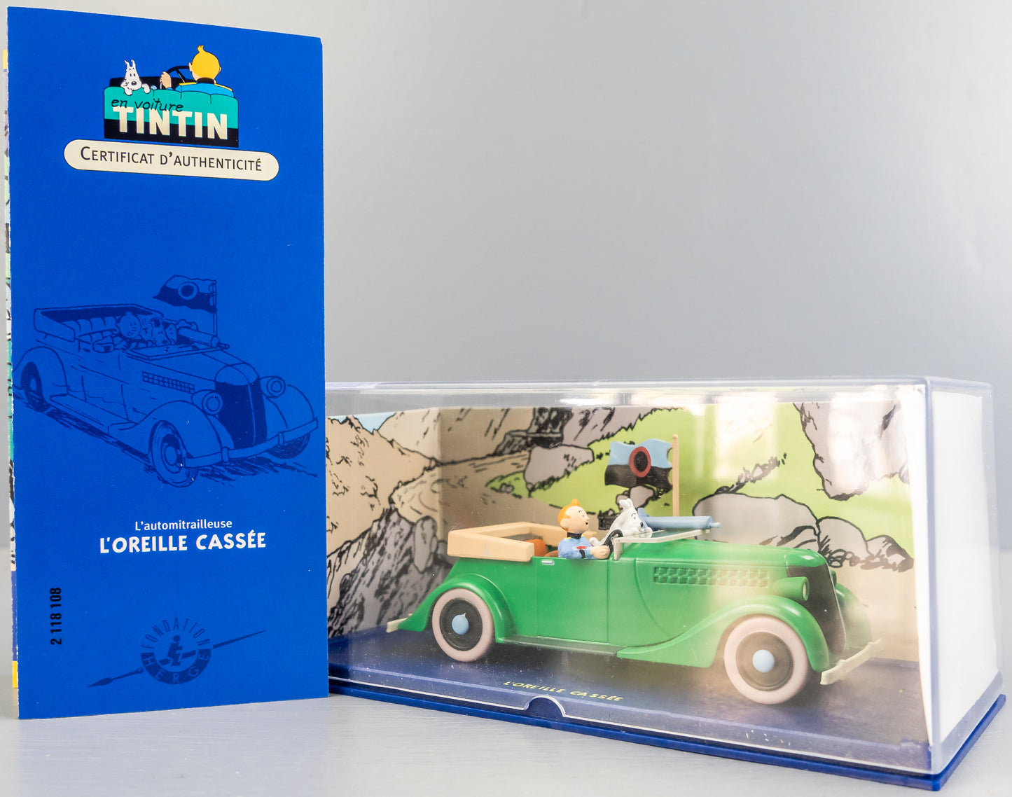 ATLAS TINTIN CAR # 8 Armoured Car - Broken Ear Herge model car 1/43 Scale