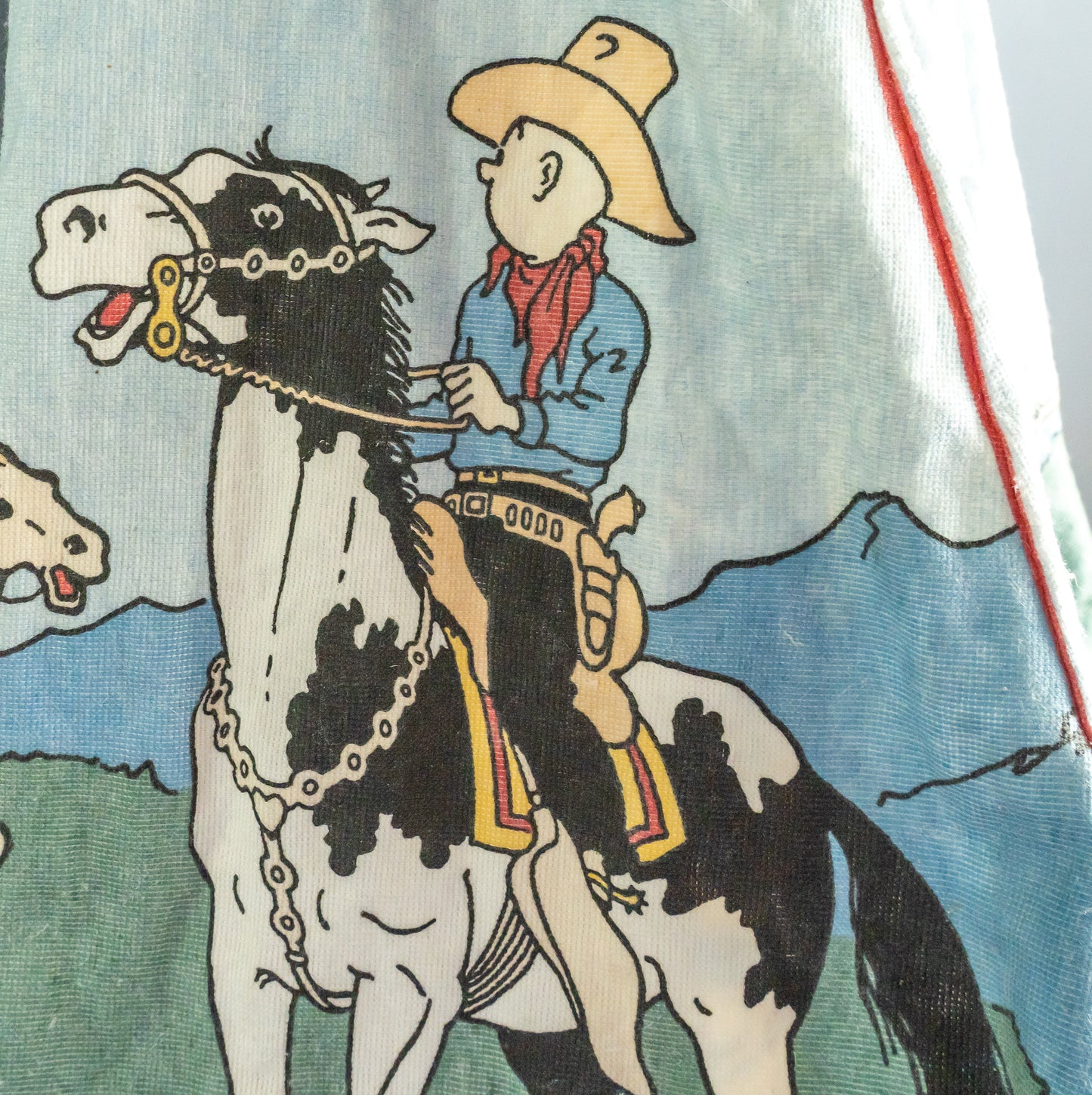 Moulinsart Tintin in America Kids Tepee Tent 150x85cm 100% Cotton Vintage Tipi