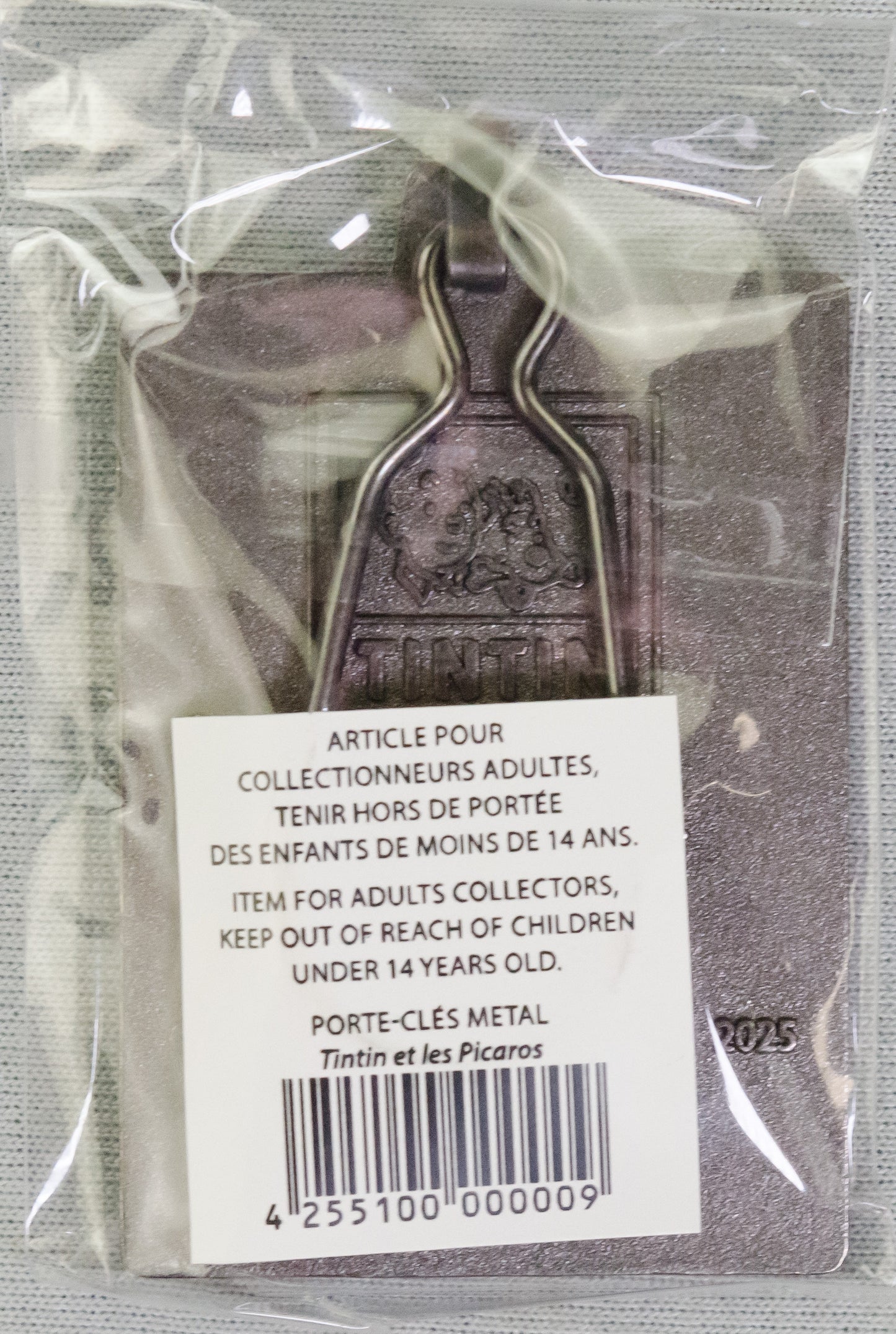 Moulinsart Tintin Title Cover Keyring 42551 - Tintin & the Picaros Metal