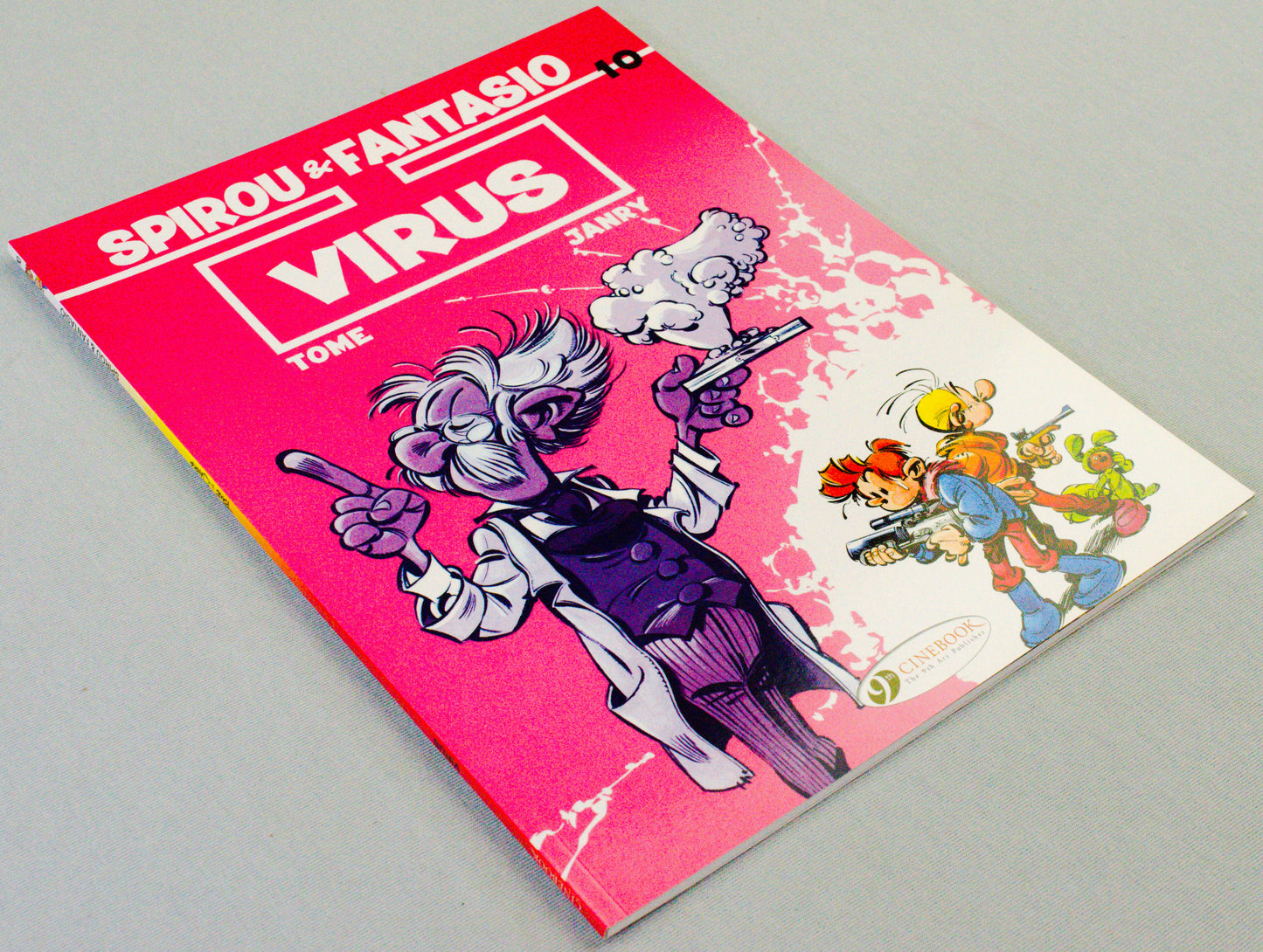 Spirou & Fantasio Volume 10 (Virus) - Uk Cinebook Paperback Edition