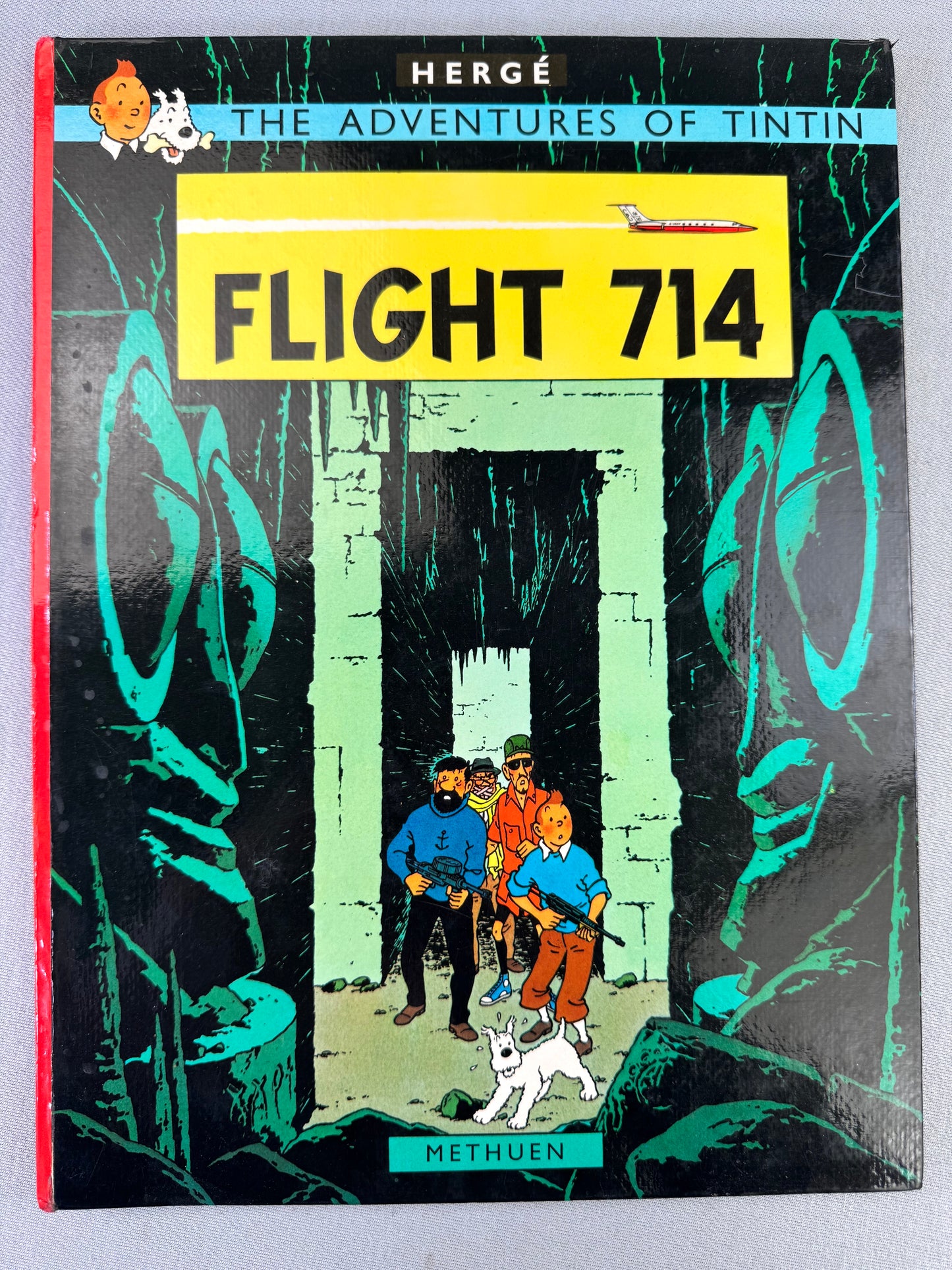 Flight 714 - Methuen 1968 2nd Reprint Edition UK Hardback Rare Tintin book Herge EO