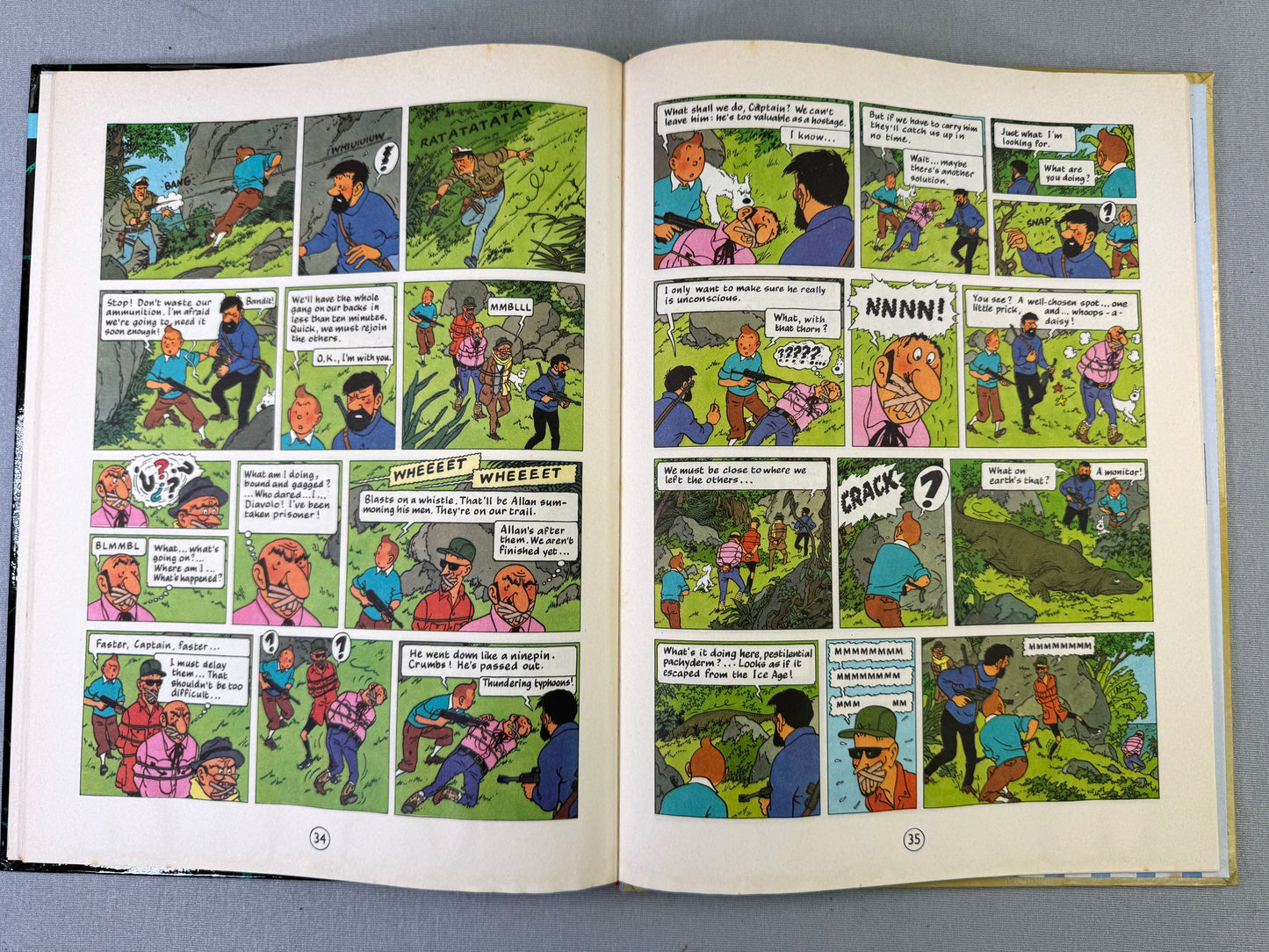 Flight 714 - Methuen 1968 2nd Reprint Edition UK Hardback Rare Tintin book Herge EO