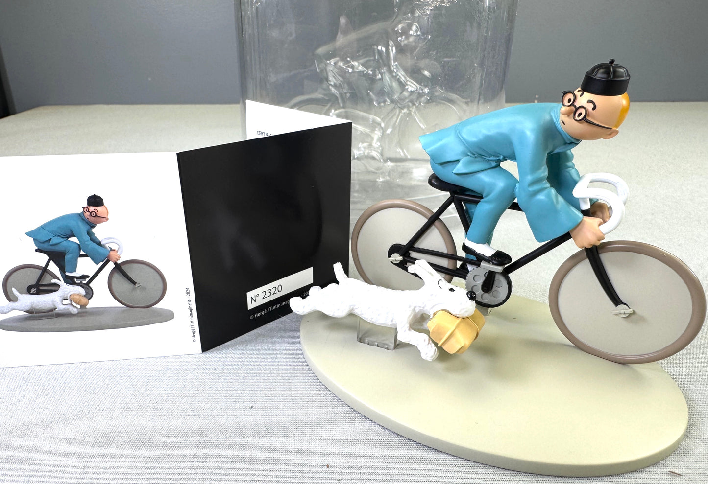 Hors Serie Figurine 42291 Tintin Bicycle: Blue Lotus Colorized 14cm Resin Model Figure