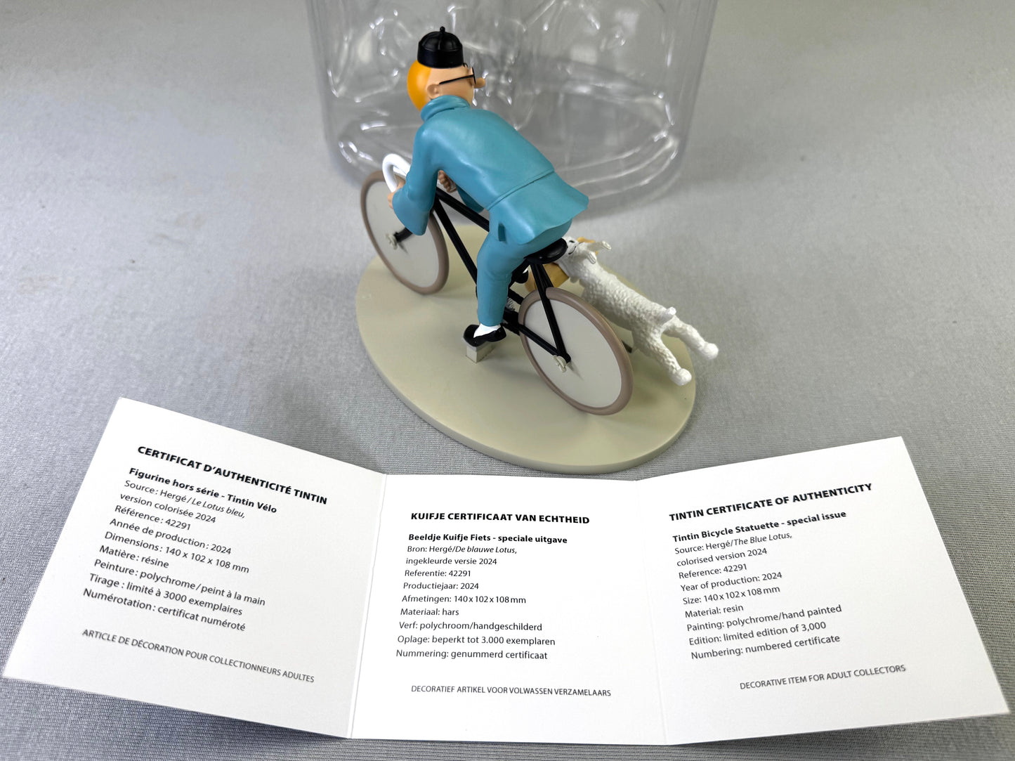 Hors Serie Figurine 42291 Tintin Bicycle: Blue Lotus Colorized 14cm Resin Model Figure