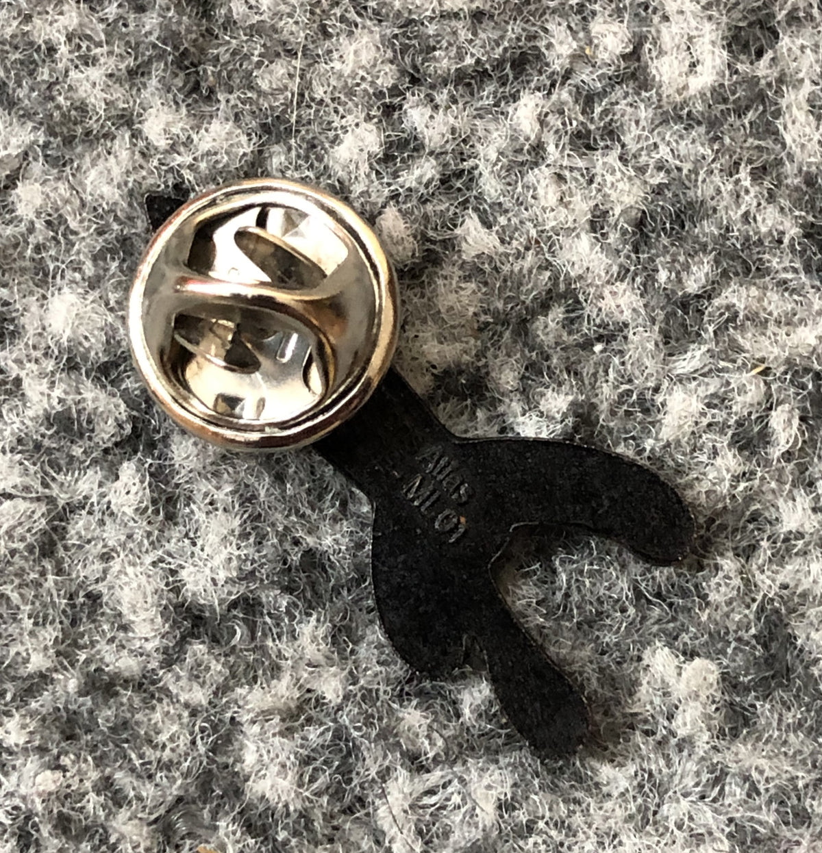 Moon Rocket V2 : Metal Lapel Tintin Pin Badge Moulinsart Hergé