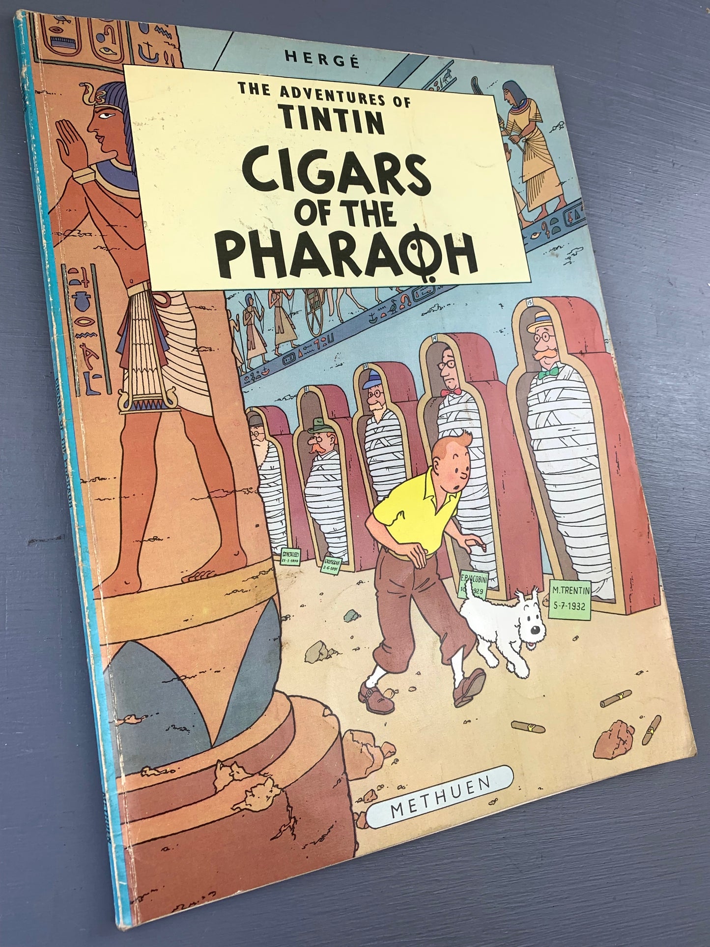 Cigars of the Pharaoh - Methuen 1975 1st UK Paperback Edition Rare Tintin Book Herge