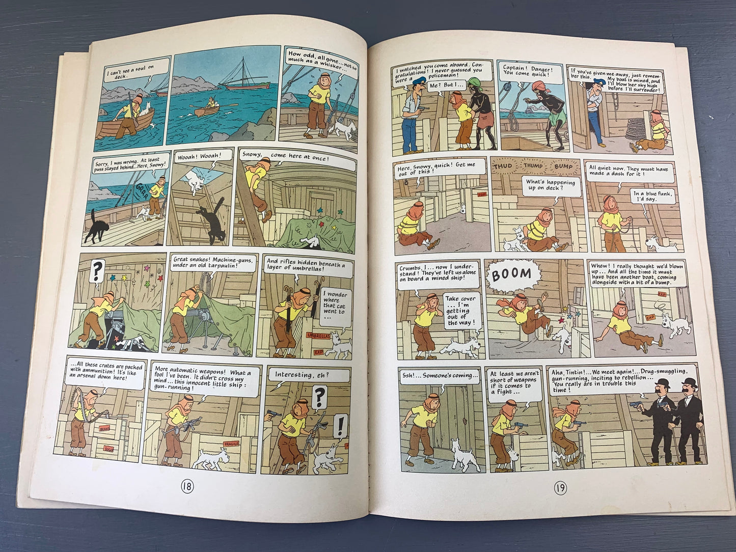 Cigars of the Pharaoh - Methuen 1975 1st UK Paperback Edition Rare Tintin Book Herge