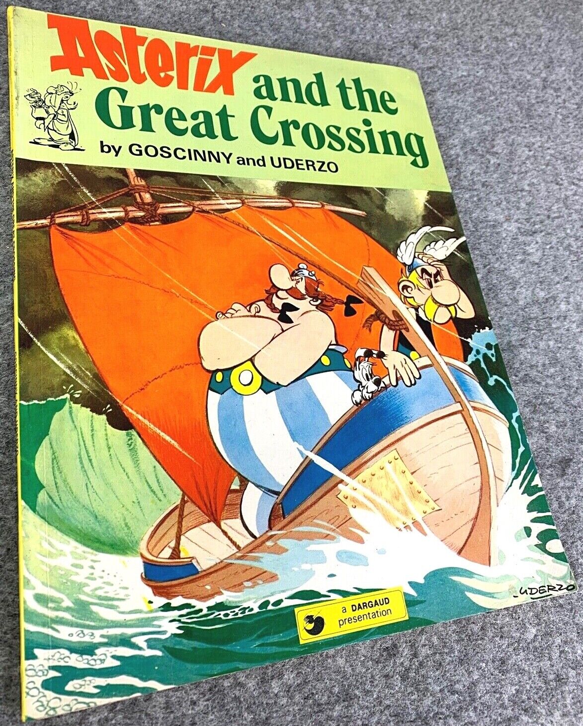 Asterix & the Great Crossing - 1970s Hodder/Dargaud UK Edition Paperback Book Uderzo
