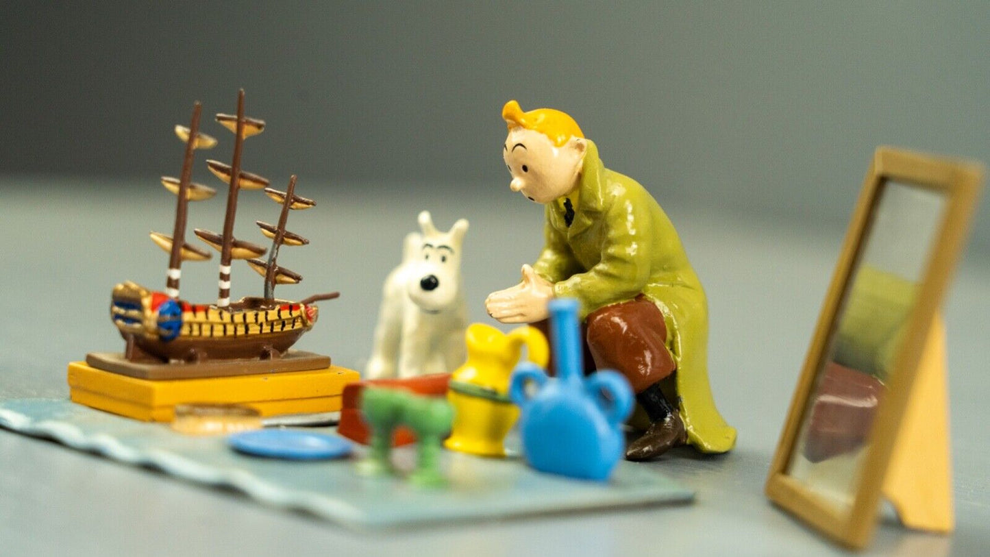 Pixi Figurine 46941 Tintin @ flea market 2001 Secret Unicorn Metal Figurine Puce