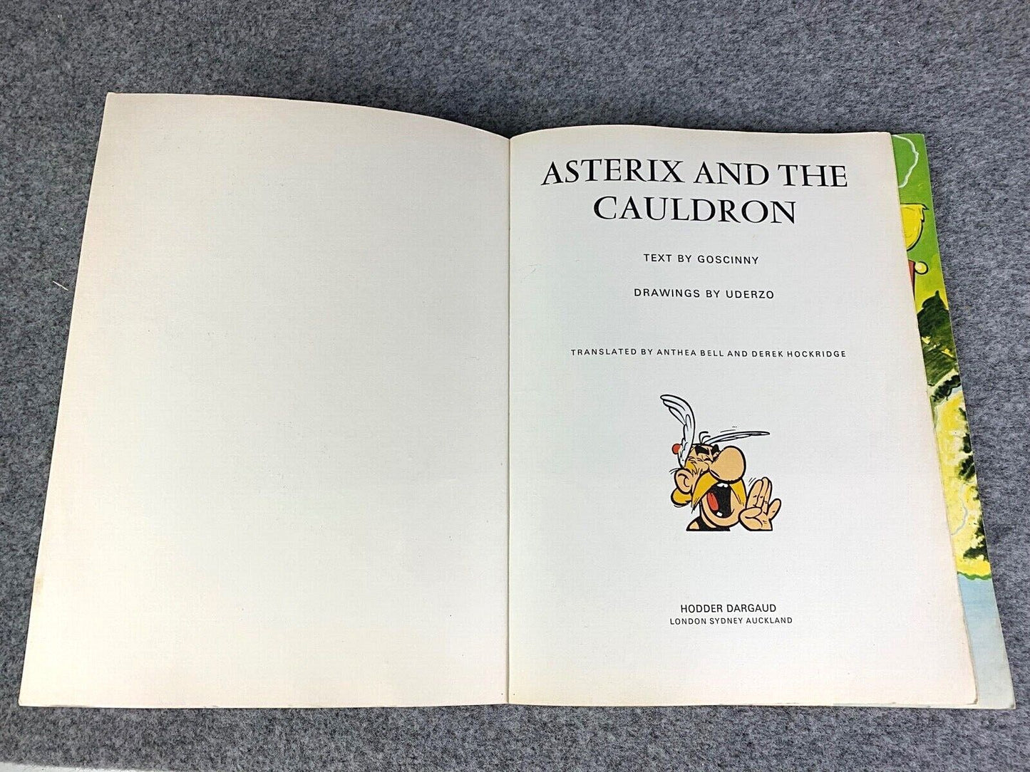 Asterix & the Cauldron - 1970s Hodder/Dargaud UK Edition Paperback Book Uderzo