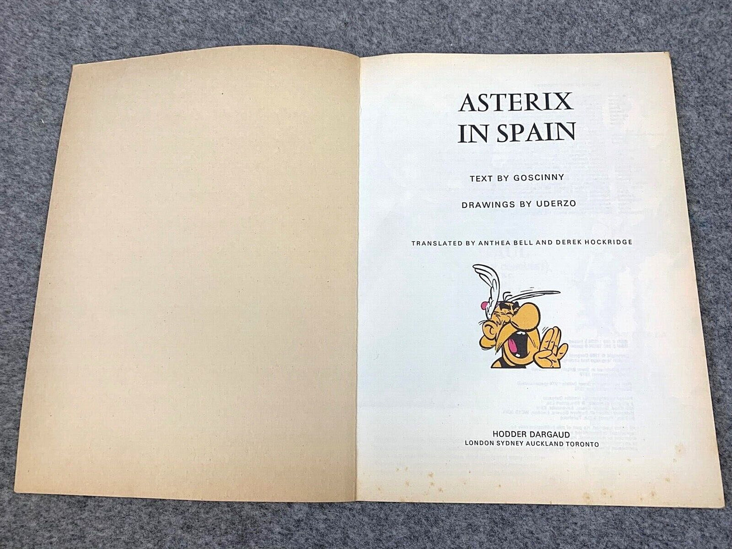 Asterix in Spain - 1970s Hodder/Dargaud UK Edition Paperback Book Uderzo