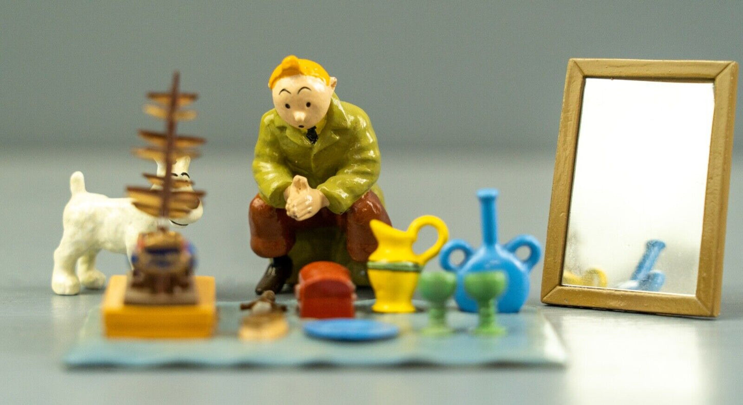 Pixi Figurine 46941 Tintin @ flea market 2001 Secret Unicorn Metal Figurine Puce