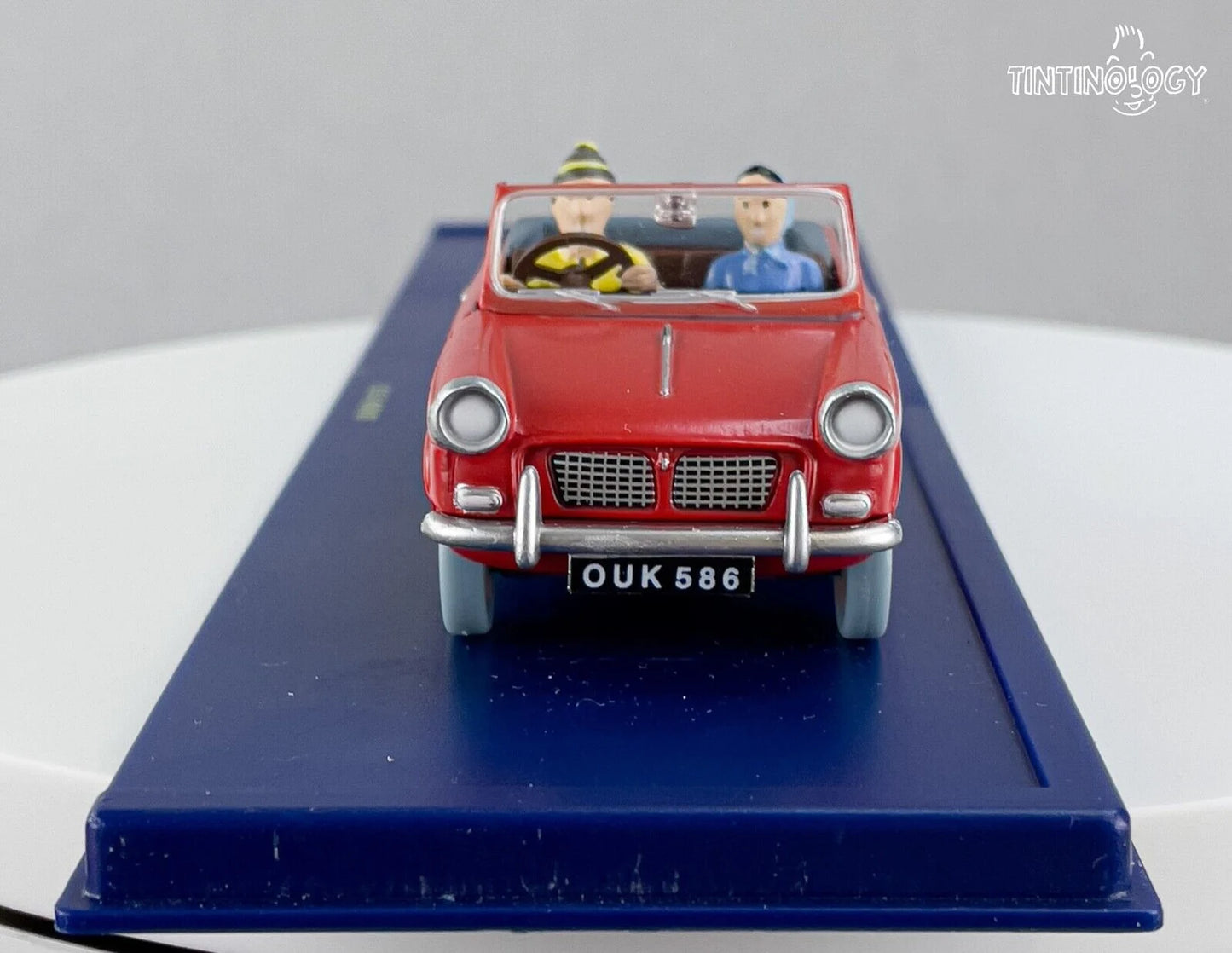 ATLAS TINTIN CAR #29 Triumph Herald: Black Island Herge model Voiture 1/43