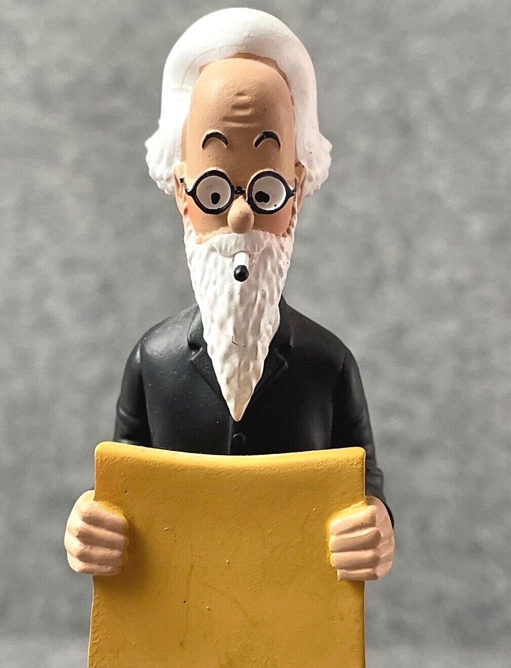Tintin Figurines Officielle # 87 Professor Alembick Herge model Moulinsart