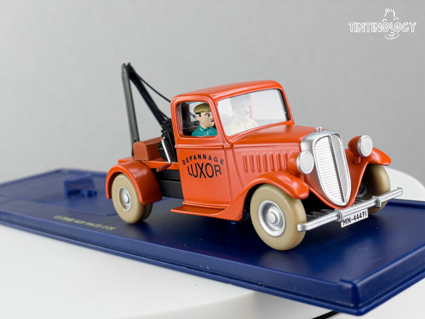 ATLAS TINTIN CAR # 24 Towtruck Luxor: Golden Claws Herge model 1/43 Voiture
