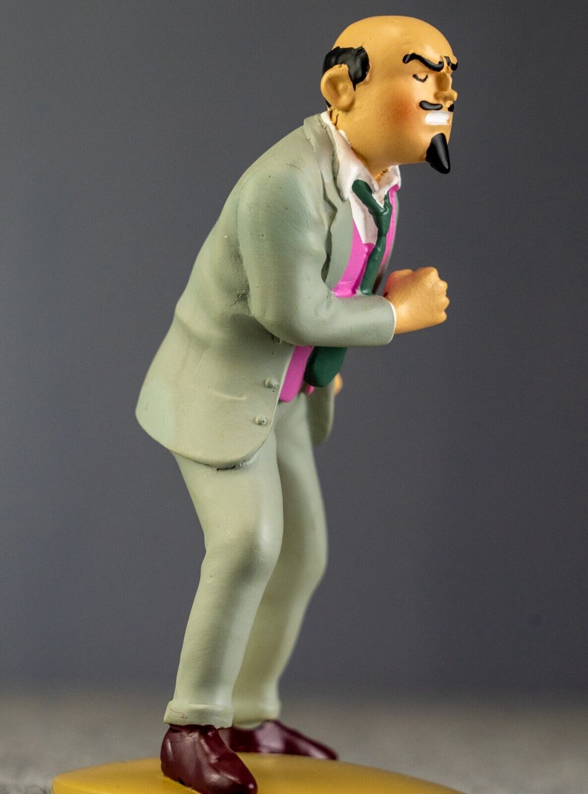 Tintin Figurine Moulinsart 42237 Dr. Muller - Black Island 12cm Resin Figure 12