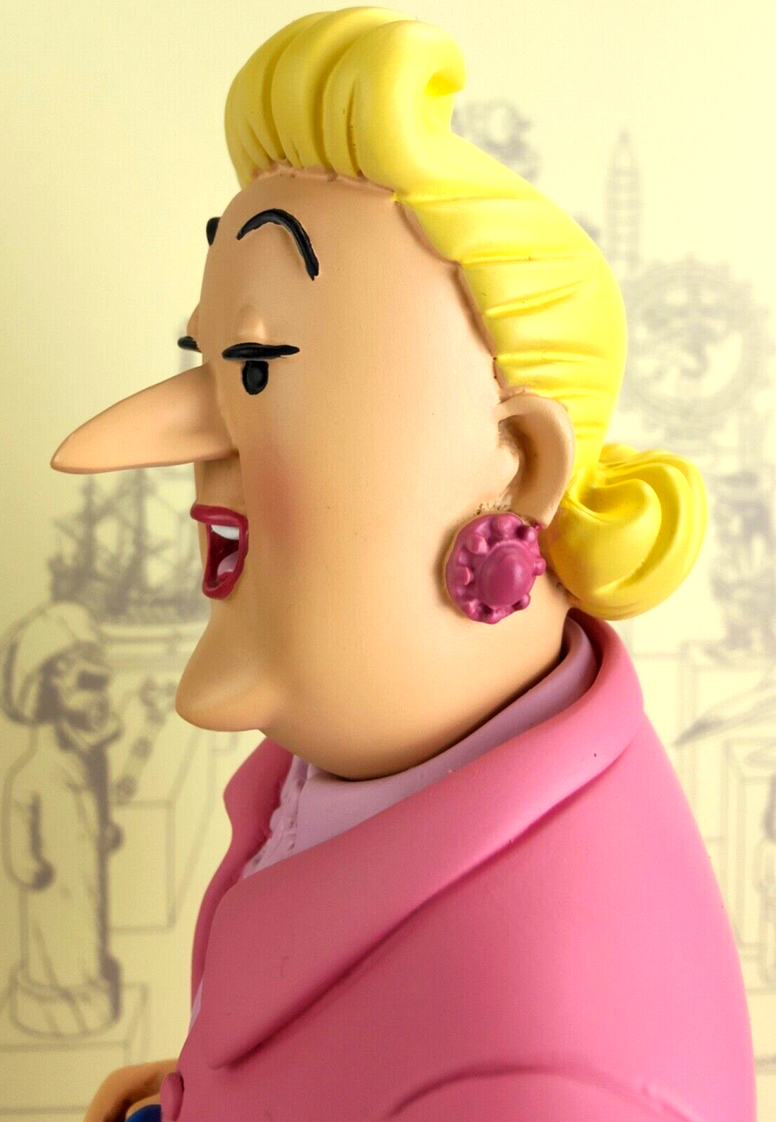 Statuette Moulinsart 46009 Bianca Castafiore: Musee Imaginaire 27cm 2019 Tintin Model Resin