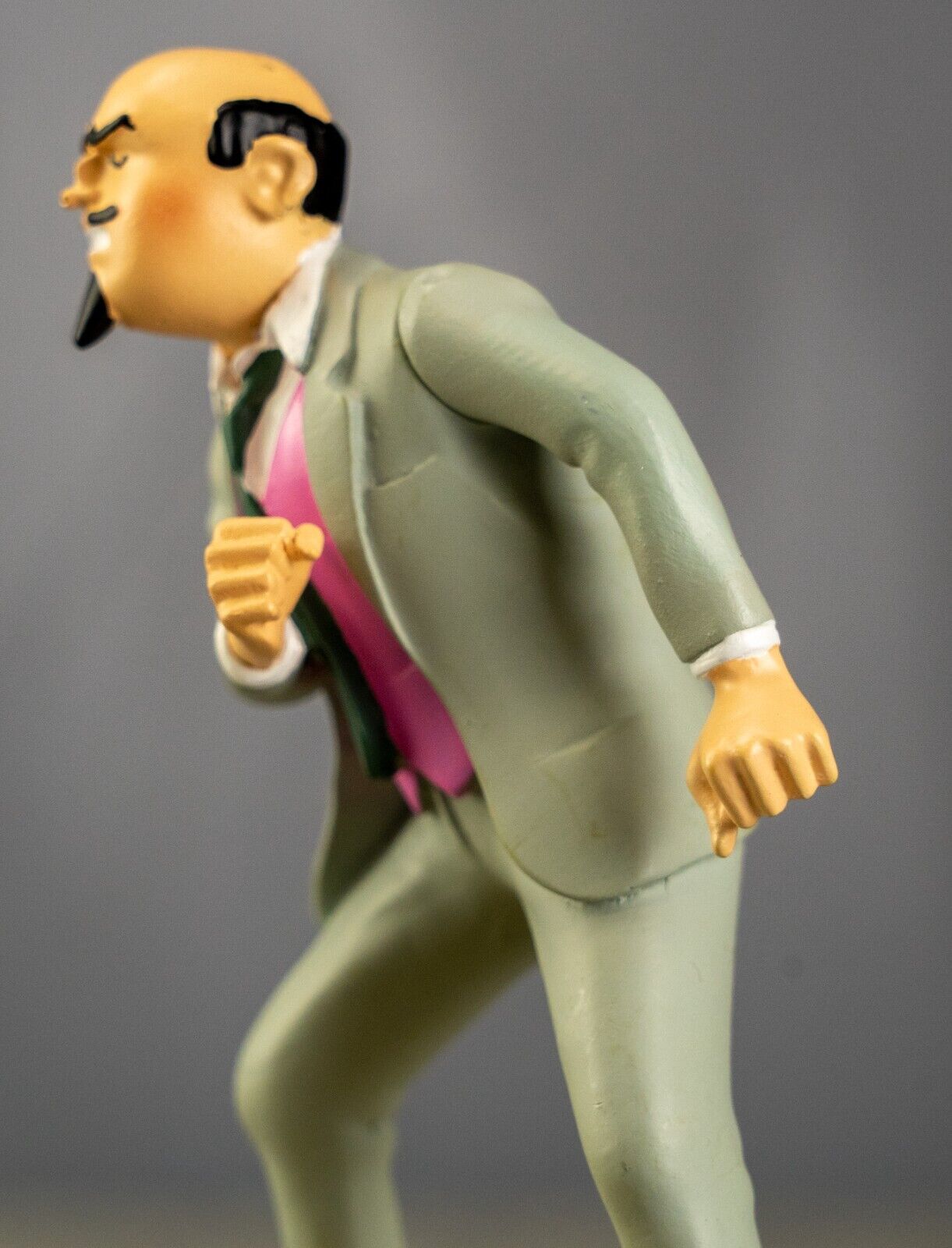 Tintin Figurine Moulinsart 42237 Dr. Muller - Black Island 12cm Resin Figure 12