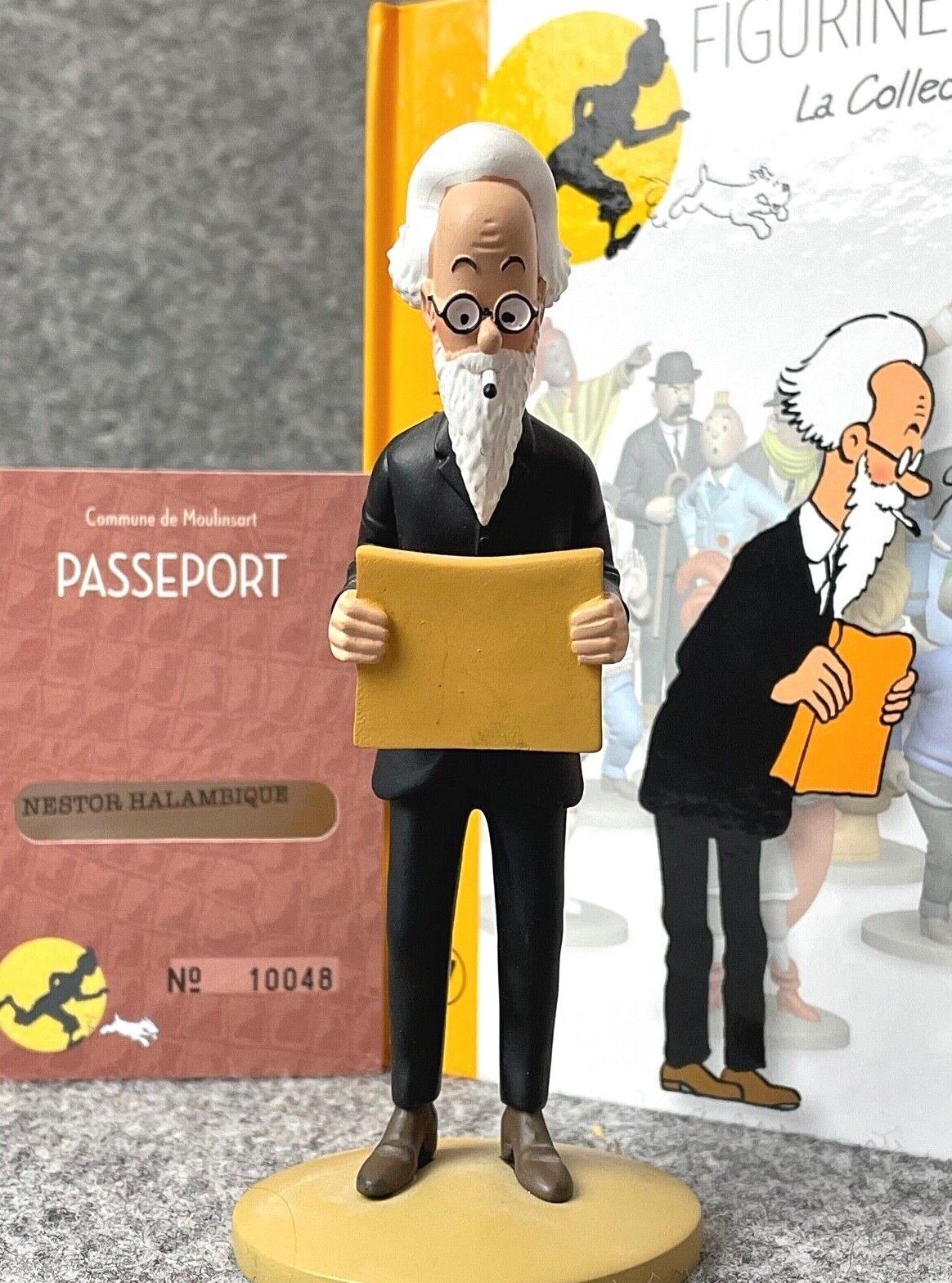 Tintin Figurines Officielle # 87 Professor Alembick Herge model Moulinsart