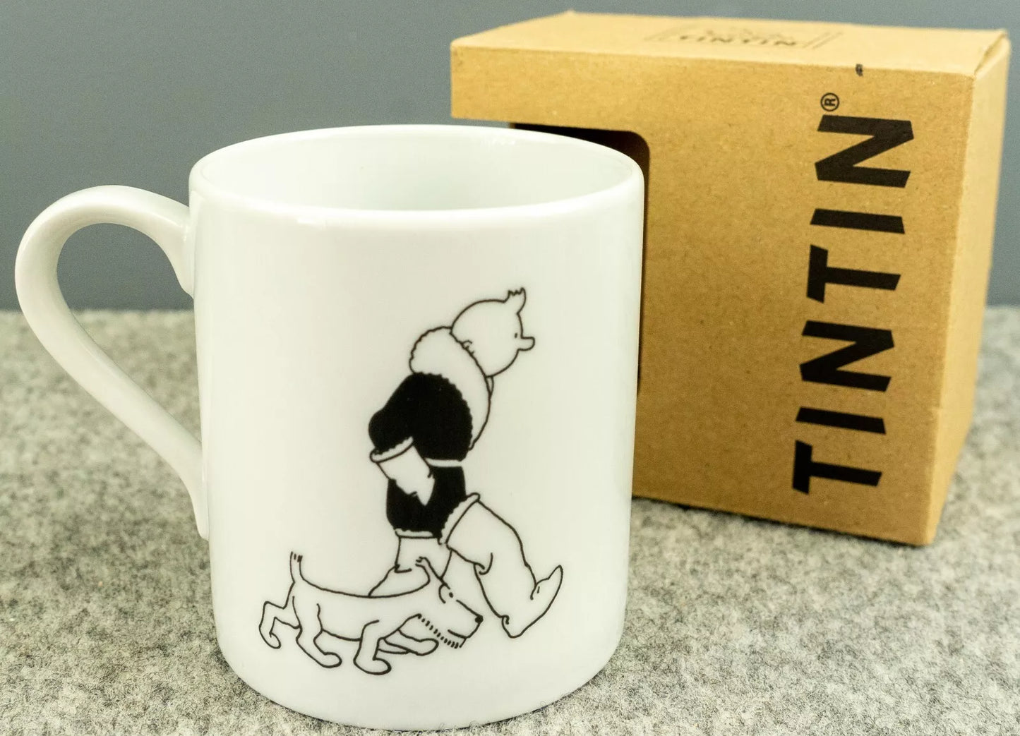 Moulinsart Tintin Mug: Tintin Soviets 47988 B&W Colourised Mug 2022