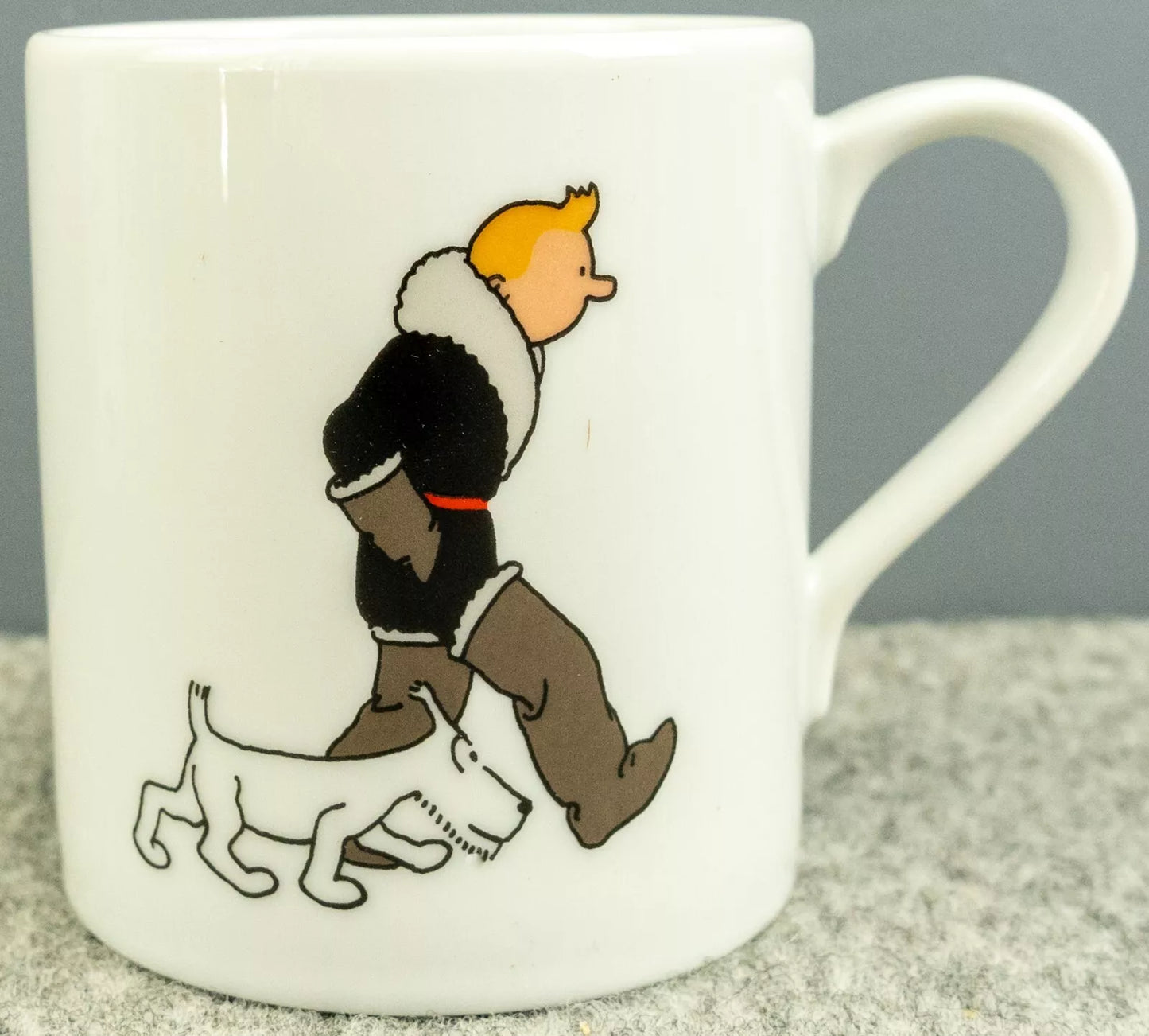 Moulinsart Tintin Mug: Tintin Soviets 47988 B&W Colourised Mug 2022