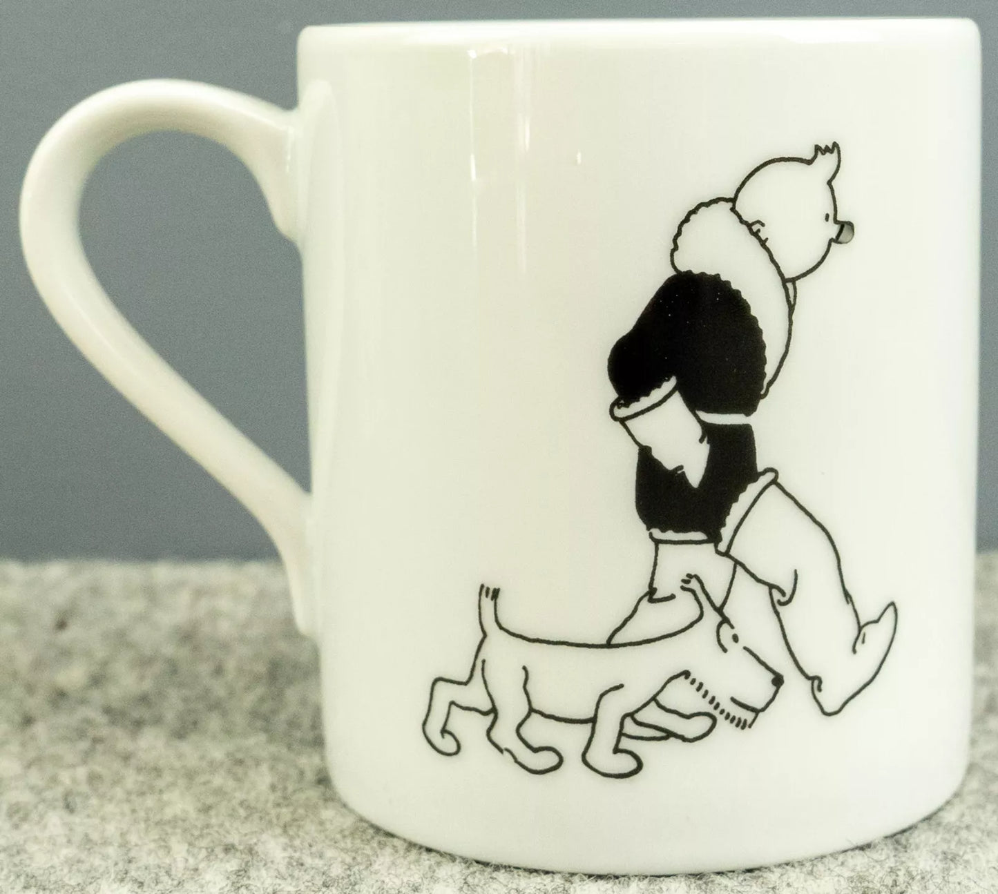 Moulinsart Tintin Mug: Tintin Soviets 47988 B&W Colourised Mug 2022