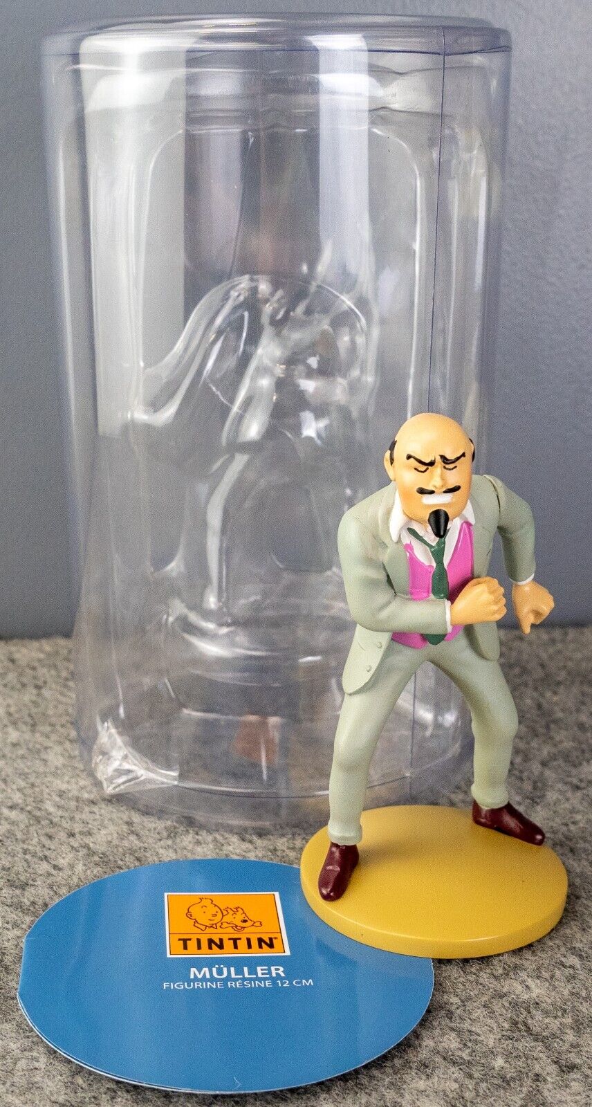 Tintin Figurine Moulinsart 42237 Dr. Muller - Black Island 12cm Resin Figure 12