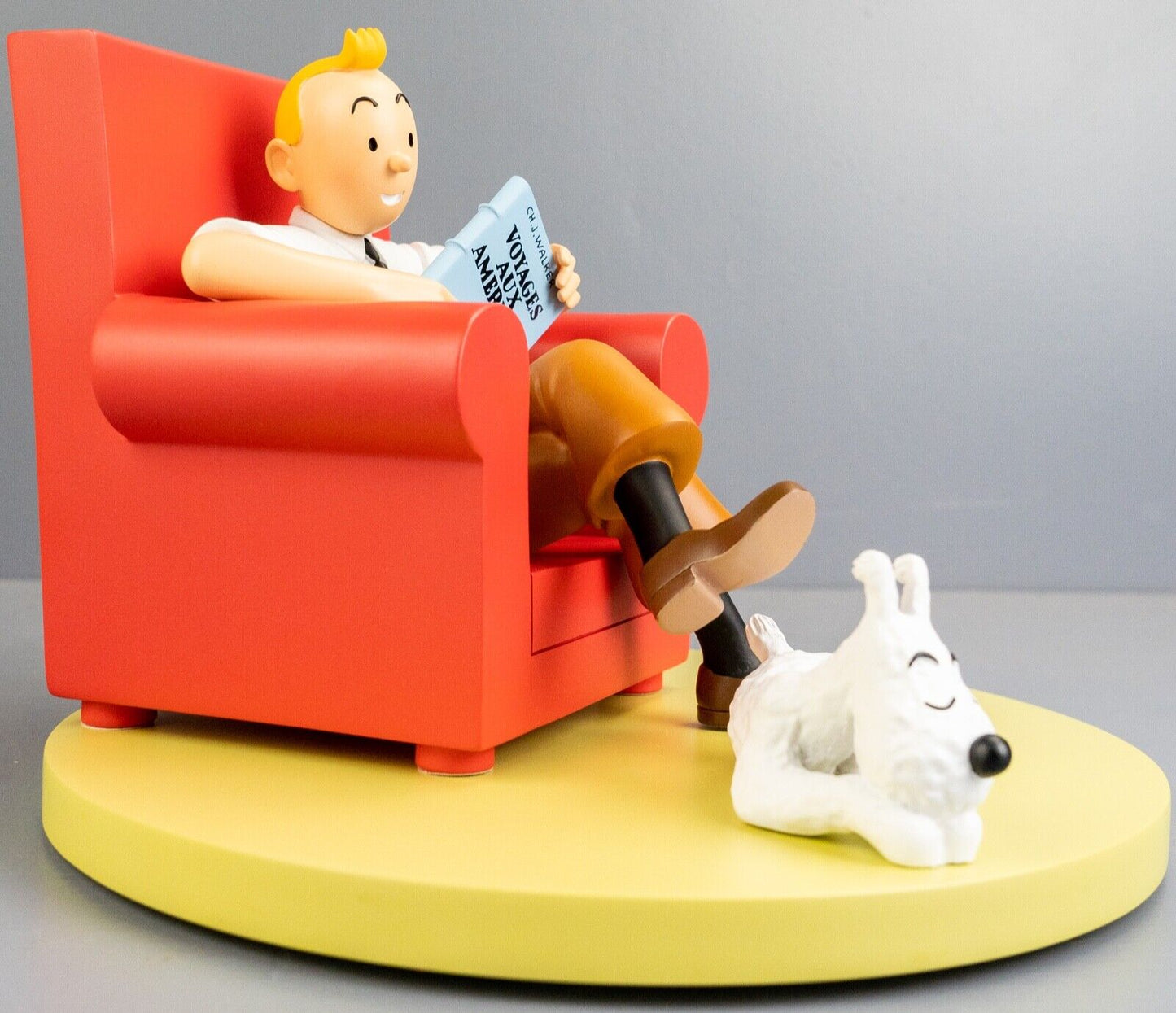 Statuette Moulinsart 46404 Tintin & Snowy @ home "Les Icones" 16cm Resin Model