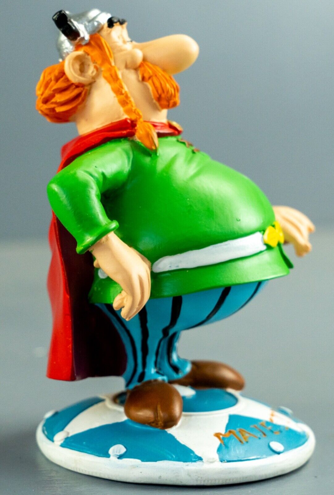 Plastoy Asterix Figurine #41 Vitalstatistix/Majestix Editions Rene 14cm Model Figure