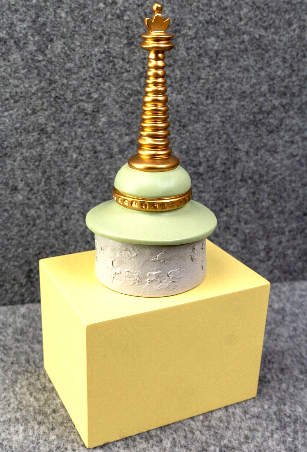 Statuette Moulinsart 46016 Chorten Tower: Tibet Icones Tintin 28cm Resin Model
