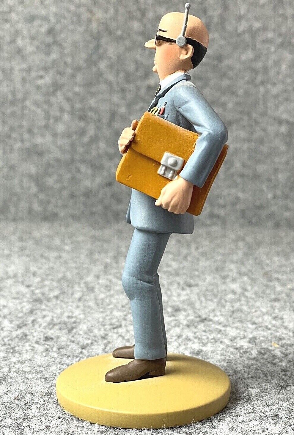 Tintin Figurines Officielle # 99 Mik Kanrokitov Flight 714 Herge model ML Figure