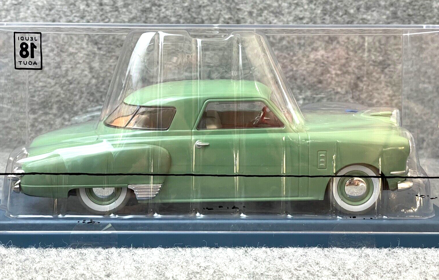 VOITURE TINTIN 1/24 29917 Studebaker Commander: Land Black Gold Hachette car #17