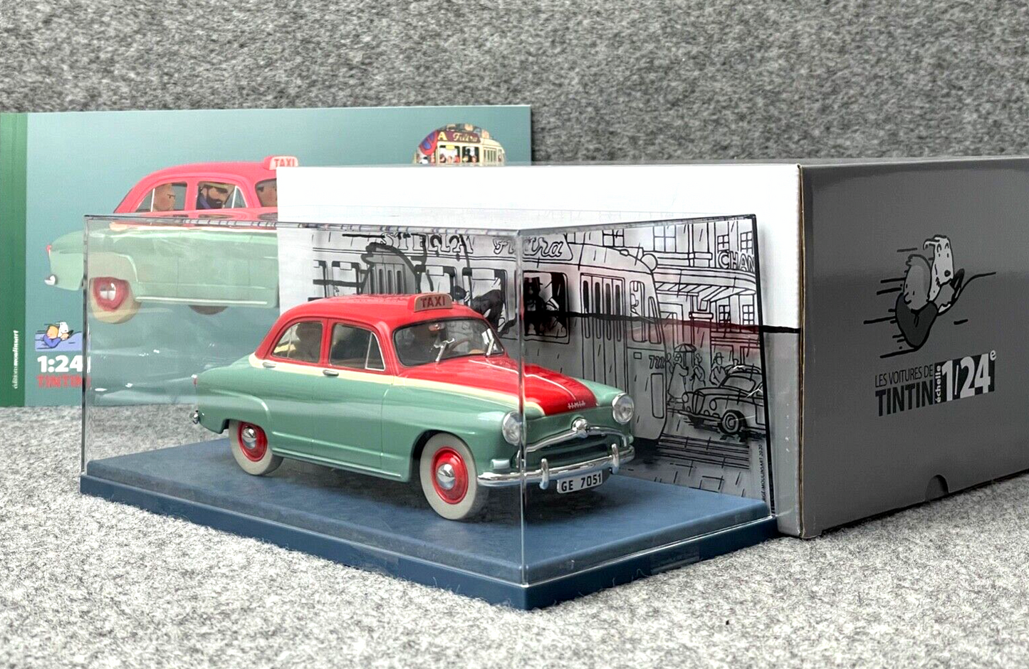 VOITURE TINTIN 1/24 29929 Simca Taxi: Calculus Affair Hachette Model car #29