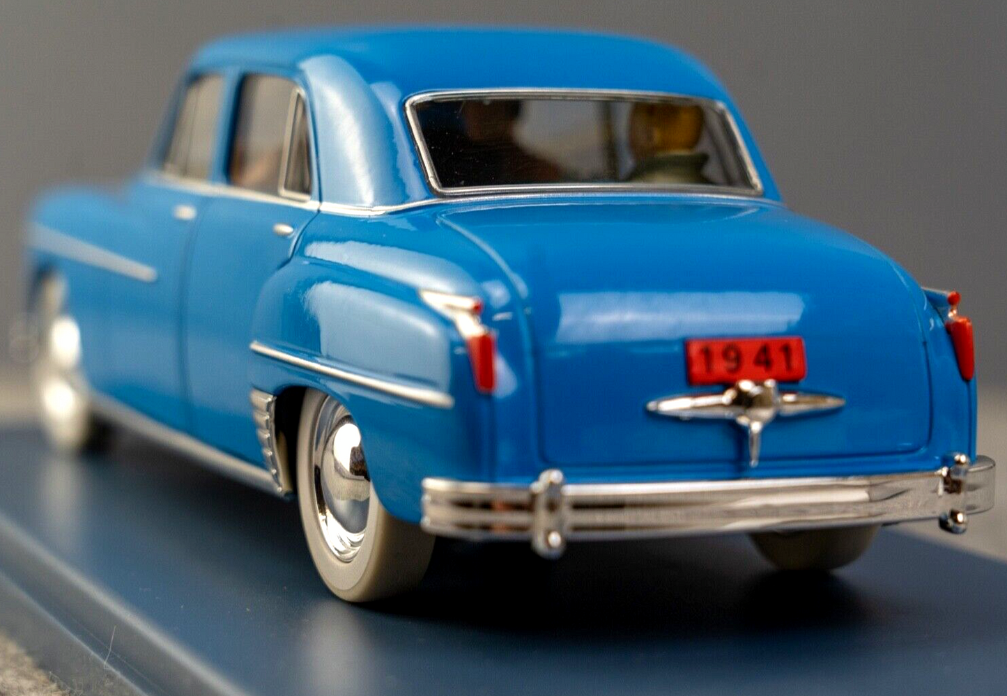 VOITURE TINTIN 1/24 29945 Dodge Coronet: Destination Moon Hachette Model Car #45