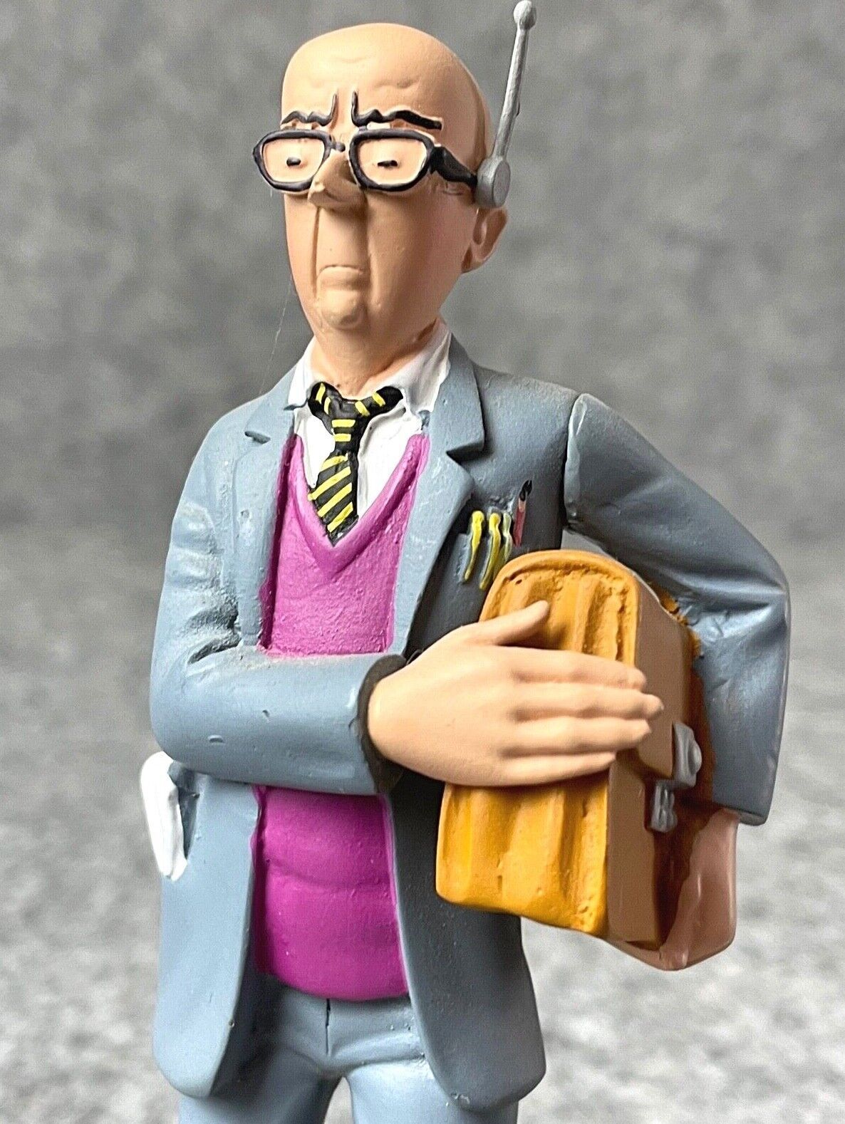 Tintin Figurines Officielle # 99 Mik Kanrokitov Flight 714 Herge model ML Figure