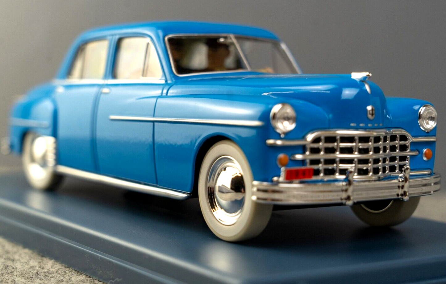 VOITURE TINTIN 1/24 29945 Dodge Coronet: Destination Moon Hachette Model Car #45