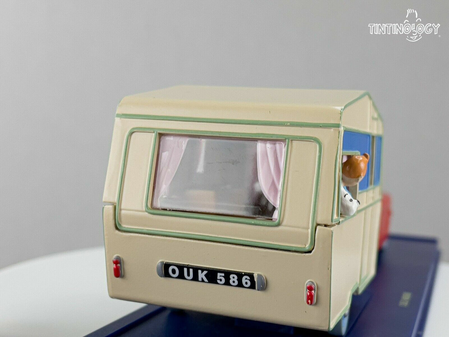 Atlas Tintin Cars # 28 & 29 Triumph Herald + Caravan Black Island Herge model Voiture 1/43 Scale