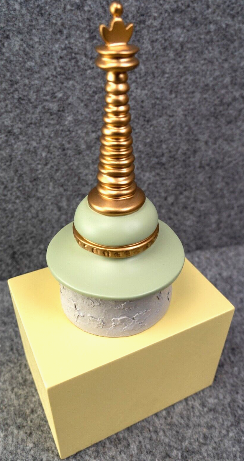 Statuette Moulinsart 46016 Chorten Tower: Tibet Icones Tintin 28cm Resin Model