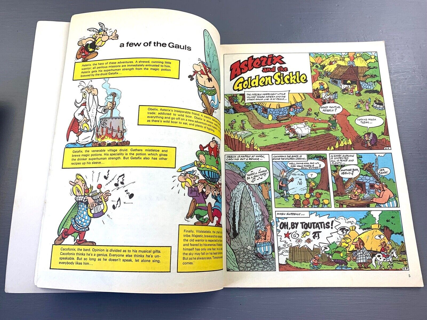 Asterix & the Golden Sickle - 1970/80s Hodder/Dargaud UK Edition Paperback Book Uderzo