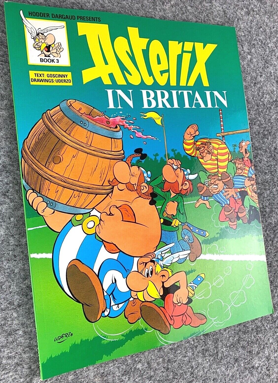 Asterix In Britain - 1970/80s Hodder/Dargaud UK Edition Paperback Book ...