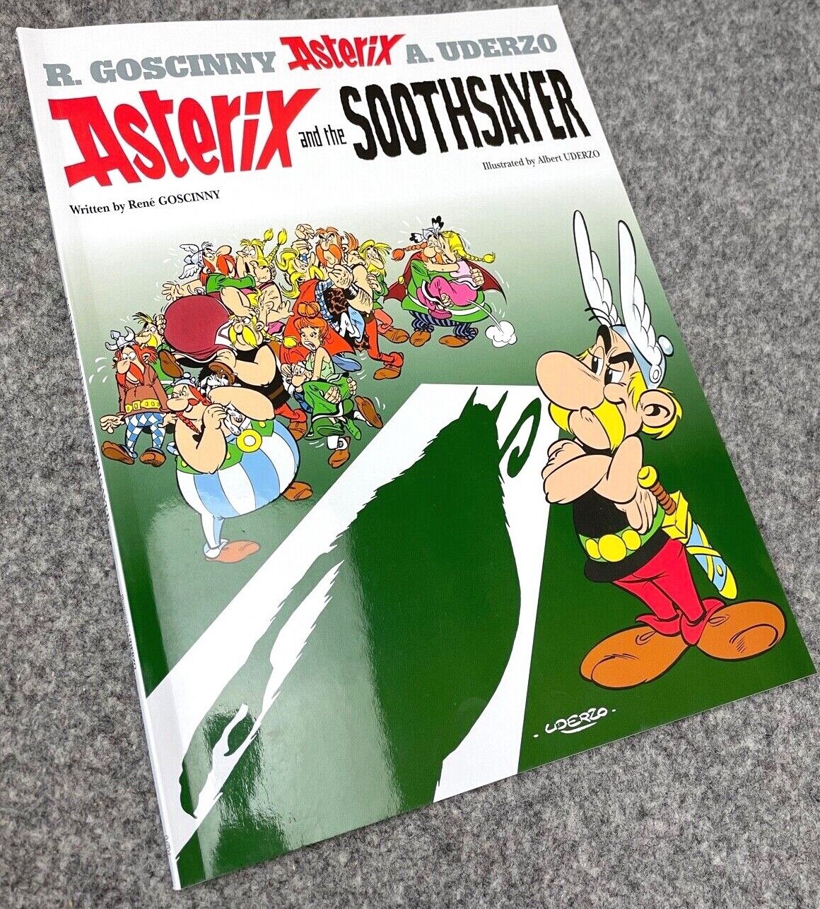 Asterix & Soothsayer - 2000s Orion/Sphere UK Edition Paperback Book EO Uderzo